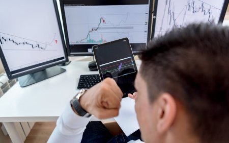 Mastering the EUR/USD Chart with a Pro Trader’s Eye