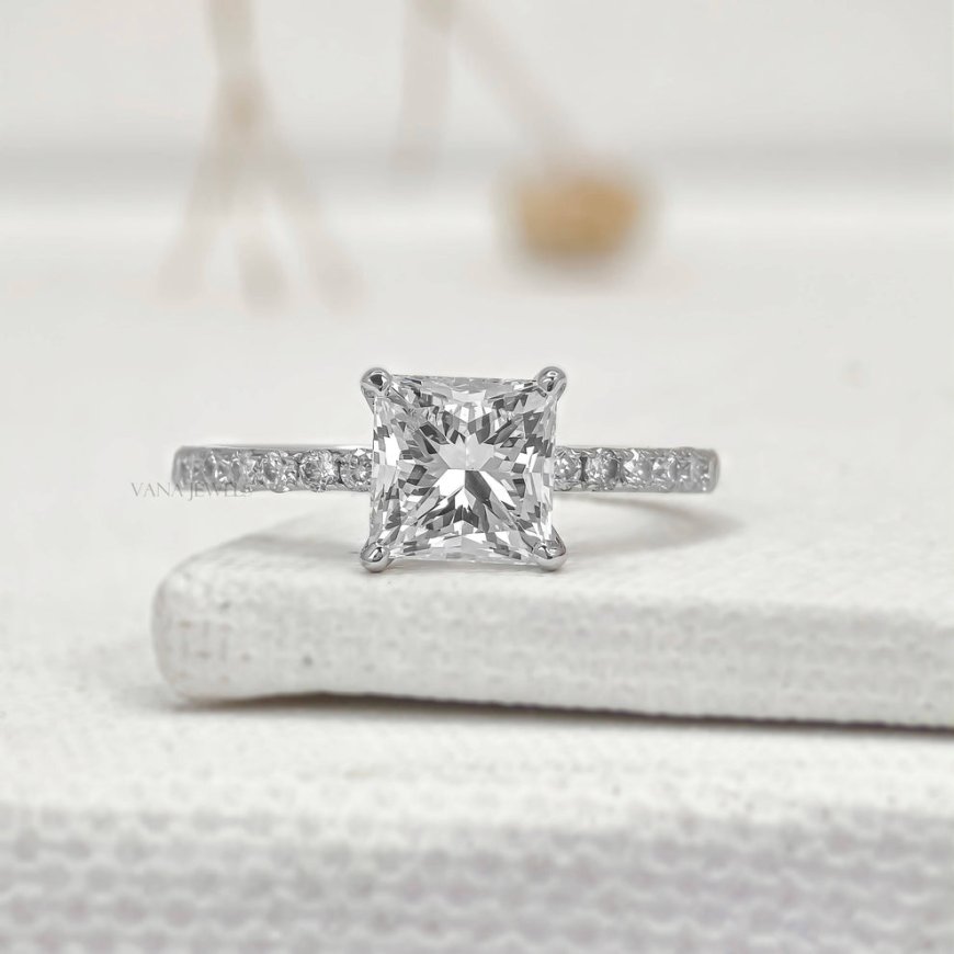Lab-Grown vs. Natural: Which Diamond is Best for Your Engagement Ring?
