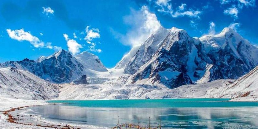 Zuluk Tour Packages: Explore Sikkim’s Hidden Himalayan Gem