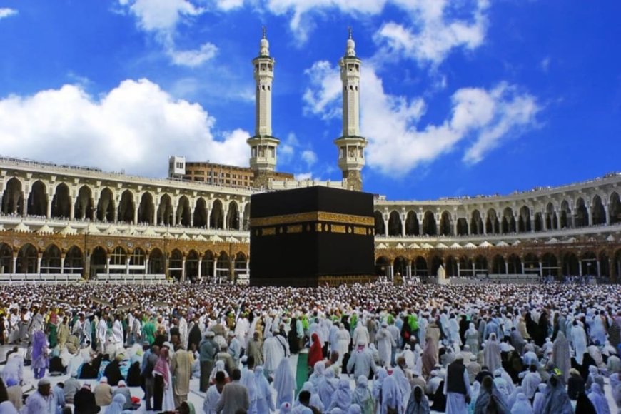 Early Bird vs. Last-Minute August Umrah Deals: Which Saves More?