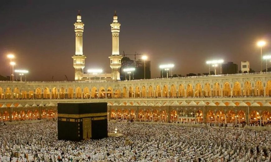 Luxury August Umrah 2025 | 5-Star Packages with Private Transfers
